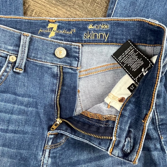 7 For All Mankind Distressed Skinny Jeans Pants Denim ((size 25)) - Picture 6 of 8